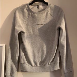 Gray women’s crew neck